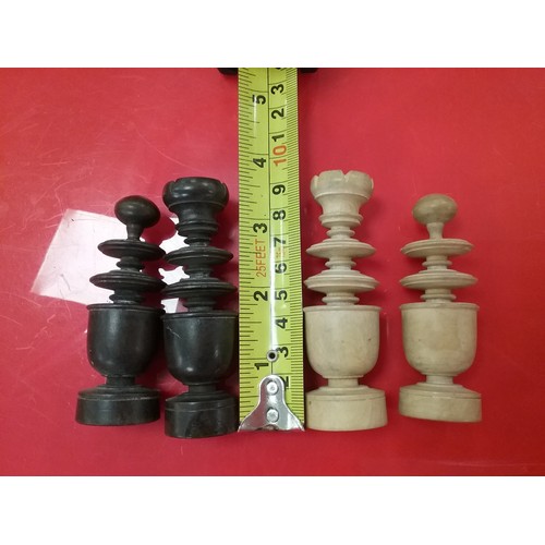 3156 - CHESS SET