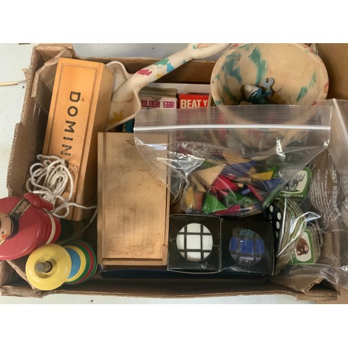 220 - ASSORTED SUNDRY TOYS