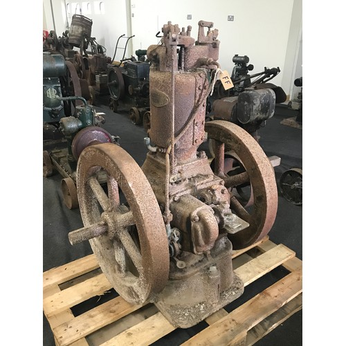 592 - BENTALL AND CO VERTICAL SINGLE CYLINDER TWIN FLY WHEEL ENGINE