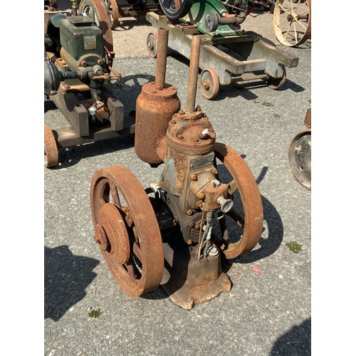 683 - STATIONARY ENGINE PETTER M SINGLE CYLINDER TWIN FLY WHEEL