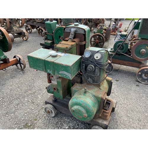 689 - STATIONARY ENGINE, LISTER D WITH ATTACHED GENERATOR SET SINGLE CYLINDER AND FLY WHEEL WITH RADIATOR ... 