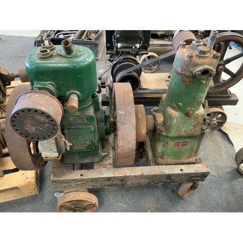 693 - LISTER SINGLE CYLINDER TWIN FLY WHEEL ENGINE WITH VACUUM PUMP