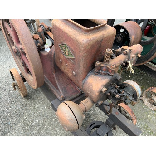 611 - A EVERSON SINGLE CYLINDER OPEN CRANK TWIN FLY WHEEL ENGINE NUMBER 4HP TYPE U 400 RPM