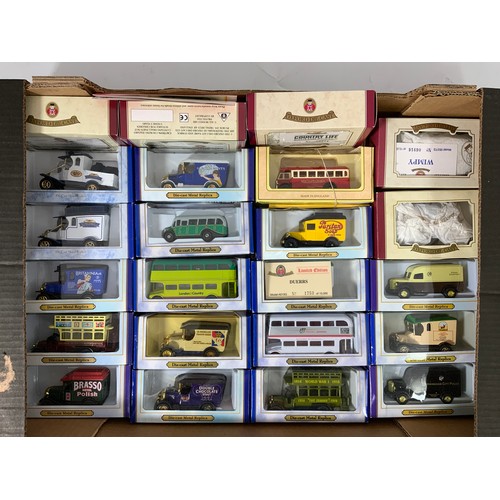 156 - OXFORD, DIE CAST BOXED MODELS COMPRISING 23 DIE CAST BUSES, VANS, CARS AND LORRIES.