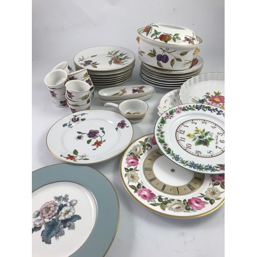 240 - QUANTITY MISC. ROYAL WORCESTER INCLUDING EVESHAM WARE, WILD HARVEST, CLOCK FACES, ETC.