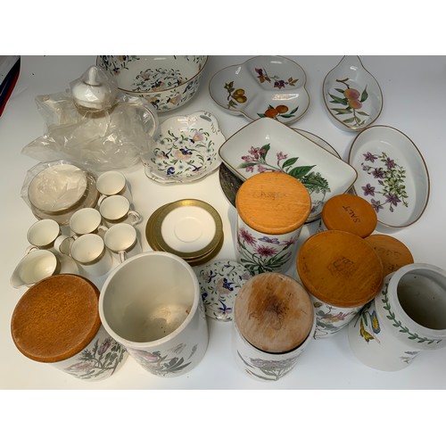 248 - VARIOUS ITEMS OF CHINA TO INCLUDE PORTMERION, COALPORT, ROYAL WORCESTER, DOULTON ETC.