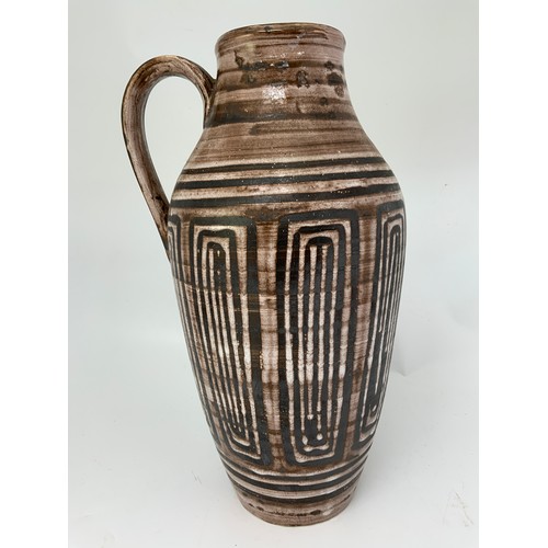 221 - LARGE RYE CINQUE PORT POTTERY STUDIO JUG