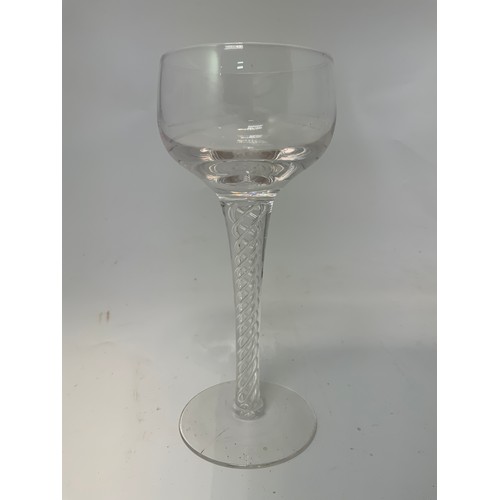 121 - 6 PLUS 1 AIR TWIST DRINKING GLASSES