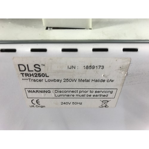 169 - 6 TRACER LOWBY DLS LARGE WAREHOUSE LIGHTS EACH APPROX. 24 X 12 X 7 INS