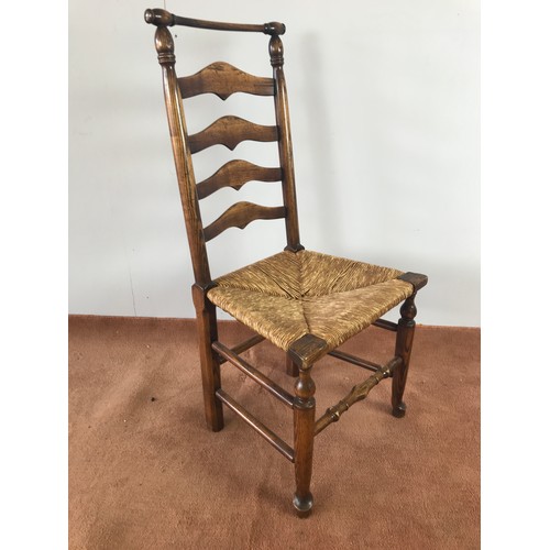 289 - 8 PLUS 1 RUSH SEAT DINING CHAIRS