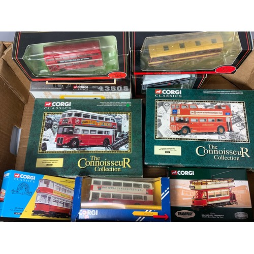 171 - BOXED MODEL BUSES INCLUDING CORGI CLASSICS LONDON TRANSPORT ROUTE MASTER RM1933, 35004 AND 35101, CC... 