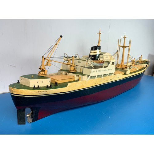 106 - A SUPURB SCRATCH BUILT MODEL SHIP OF A BRITISH INDIA LINE SHIP MV BULIMBA, BUILT TO 1:96 SCALE (1/8T... 