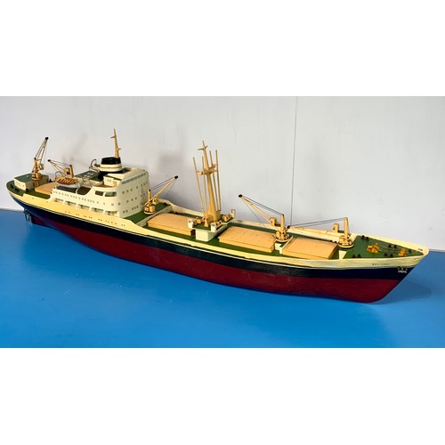 106 - A SUPURB SCRATCH BUILT MODEL SHIP OF A BRITISH INDIA LINE SHIP MV BULIMBA, BUILT TO 1:96 SCALE (1/8T... 