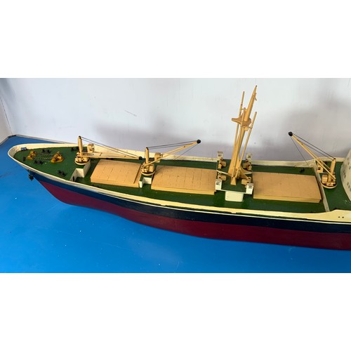 106 - A SUPURB SCRATCH BUILT MODEL SHIP OF A BRITISH INDIA LINE SHIP MV BULIMBA, BUILT TO 1:96 SCALE (1/8T... 