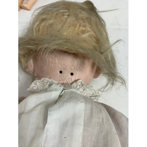 38 - MAX HANDWERCK ‘BEBE ELITE’ BISQUE HEAD DOLL 90/185 10