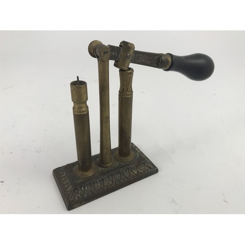 179 - JAMES DIXON AND SONS, HAWKLEY PATENT CARTRIDGE CAPPER / DECAPPER AND OTHER GUN CLEANING EQUIPMENT ET... 