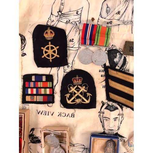 187 - QUANTITY MISC. MEDALS AND BADGES TOGETHER WITH AN ILLUSTRATED TRIANGULAR RED CROSS BANDAGE