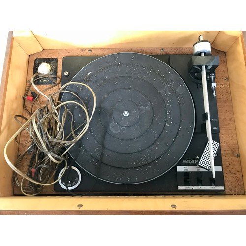 168 - DYNATRON MAZURKA RADIO GRAM WITH DECK WITH GARRARD 86 SB SYNCHRONOUS BELT DRIVE DECK MODEL NUMBER GR... 