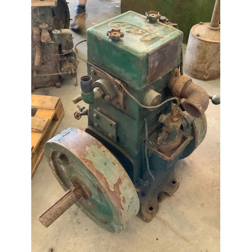 17 - LISTER DIESEL SINGLE CYLINDER TWIN FLY WHEEL STATIONARY ENGINE