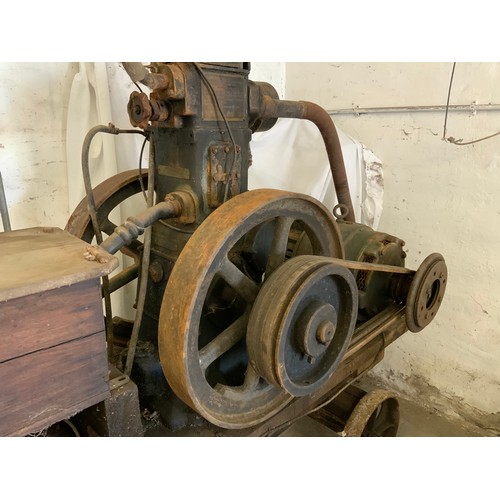 26 - LARGE TROLLEY MOUNTED LISTER CS STATIONARY ENGINE WITH STARTAMATIC WITH GENERATOR