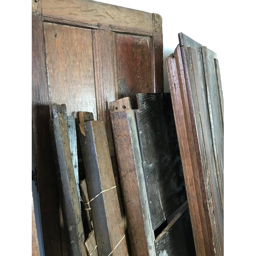 468 - MISC. ANTIQUE OAK PANELLING, PROBABLY A HOUSE KEEPERS CUPBOARD WITH PEG JOINTS (IN KIT FORM)