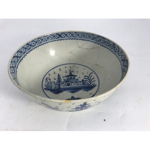 236 - LARGE ORIENTAL CHARGER AF APPROX 48 cm DIA. AND ORIENTAL BLUE AND WHITE BOWL BADLY AF APPROX 25 cm D... 