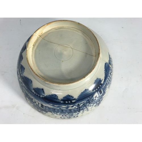 236 - LARGE ORIENTAL CHARGER AF APPROX 48 cm DIA. AND ORIENTAL BLUE AND WHITE BOWL BADLY AF APPROX 25 cm D... 