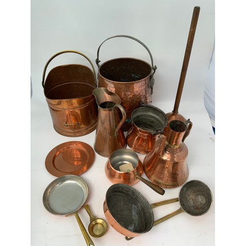 336 - BOX OF BRASS, COPPER AND OTHER METALWARE