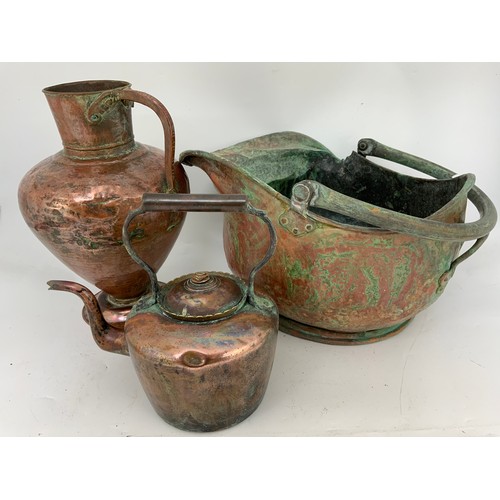 342 - HEAVY OLD COPPER COAL SCUTTLE JUG KETTLE AND 2 BRASS WARMING PANS