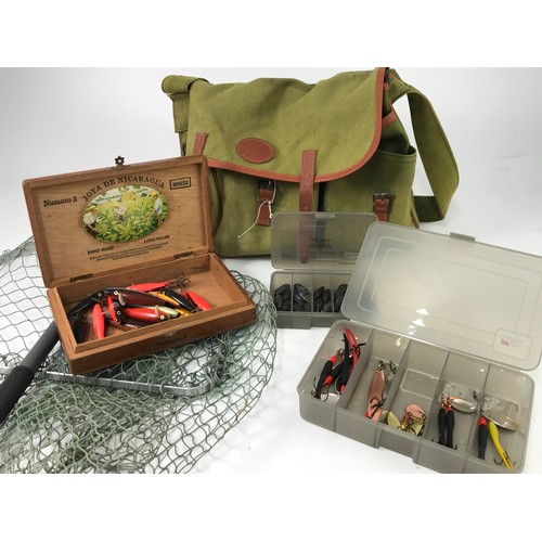 376 - CANVAS FISHING TACKLE BAG CONTAINING BOXES OF LURES AND LEAD WEIGHTS TOGETHER WITH A FOLDING LANDING... 