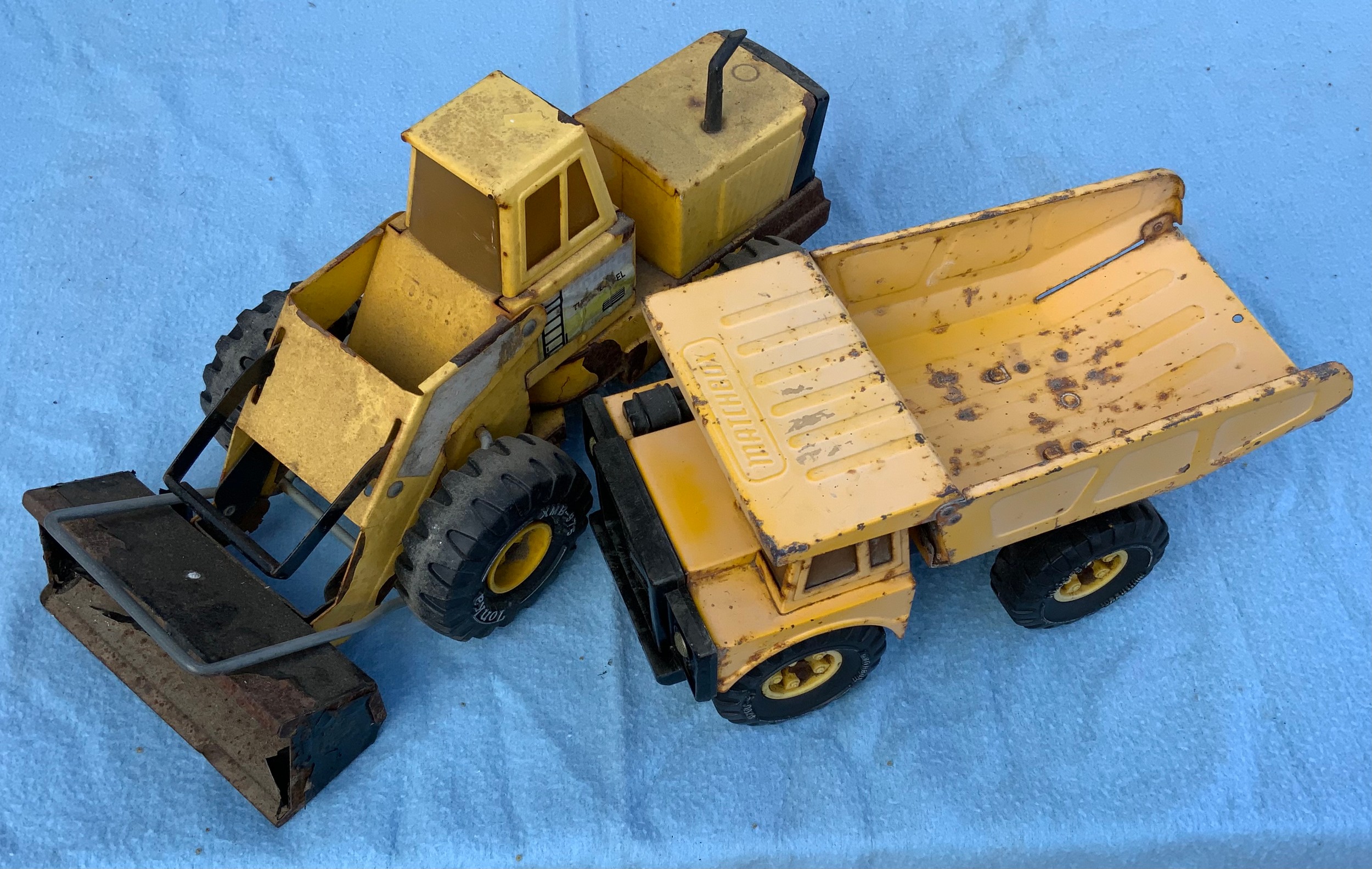 matchbox-tonka-dump-truck-and-tonka-toy-excavator-truck