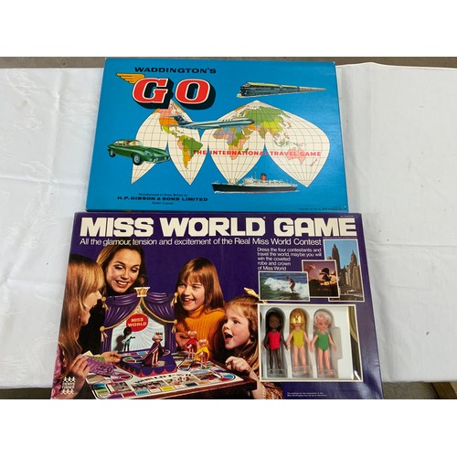 43 - QTY. OF MODERN GAMES INC. MERIT DRIVING TEST, BATTLING TOPS, MERIT MAGIC ROBOT, MISS WORLD GAME, WAD... 