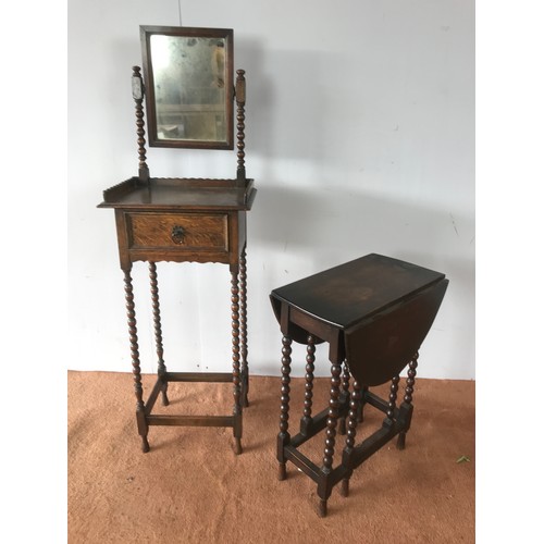 164 - SMALL OAK DROP LEAF OCCASIONAL TABLE TOGETHER WITH AN OAK WASH STAND WITH MIRROR BACK ON TURNED SUPP... 