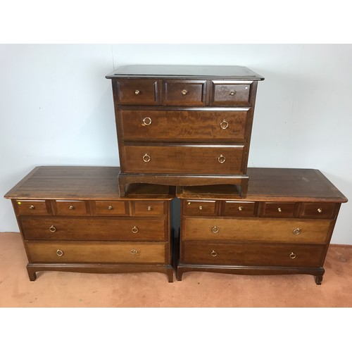 29 - QUANTITY OF STAG MINSTREL BEDROOM FURNITURE