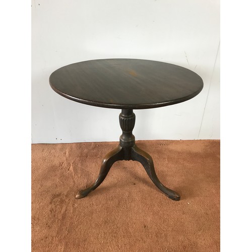 233 - ROUND TIP TOP PEDESTAL TABLE ON TRIPOD BASE