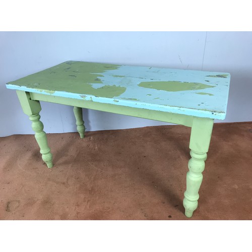 136 - PAINTED PINE KITCHEN TABLE ON TURNED LEGS 138cm  LONG