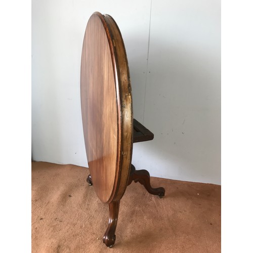 84 - MAHOGANY ROUND TOP VICTORIAN TIP TOP DINING/BREAKFAST TABLE