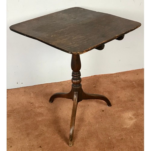 102 - SQUARE TOP OAK PEDESTAL OCCASIONAL TABLE WITH TURNED PEDESTAL AND UPTURNED TRIPOD BASE