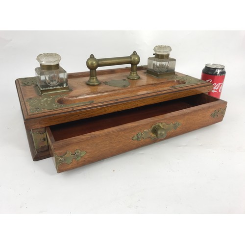 519 - VINTAGE DESK SET