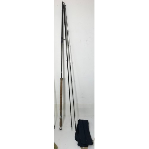 567 - HARDY ‘FAVOURITE’ GRAPHITE SALMON FLY ROD 3 PIECE 427 cm