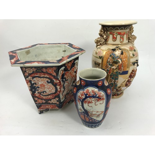 273 - ORIENTAL HEXAGONAL PLANTER AF WITH 2 ORIENTAL VASES