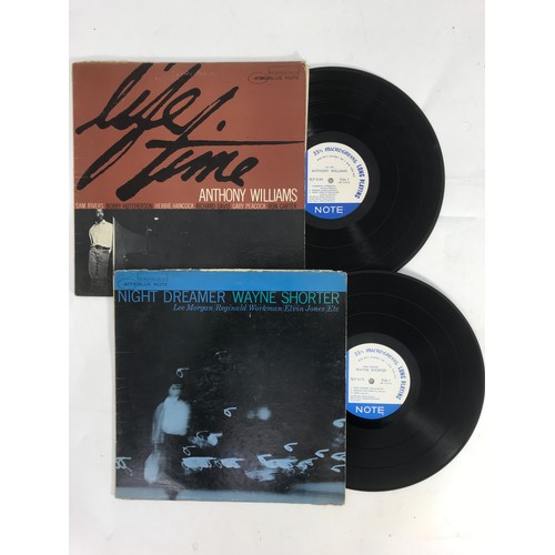 Lot 352       