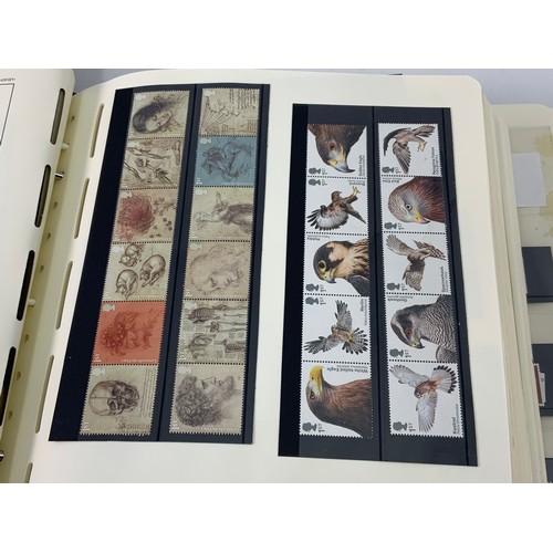 285 - GB VARIOUS IN GREEN LIGHTHOUSE ALBUM INCL. REGIONALS, POST & GO LABELS, 2016-2018 COMMONS ETC. FACE ... 
