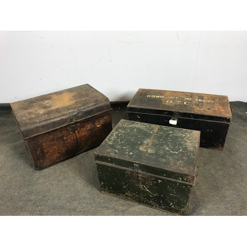 31 - 3 METAL TRUNKS