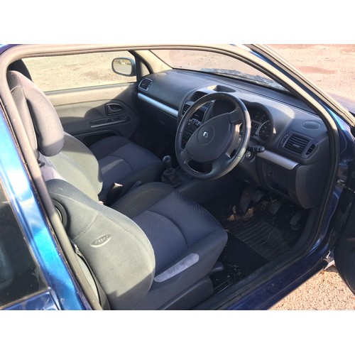 4 - RENAULT CLIO CE 53 KTA, APPROX. 106,000 MILES