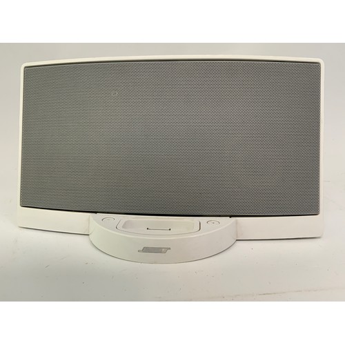 121 - BOSE WAVE MUSIC SYSTEM