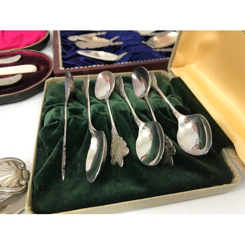 316 - SILVER SERVIETTE RINGS, CASED SET OF CONTINENTAL 800 SPOONS AND VARIOUS OTHER SILVER AND PLATED FLAT... 