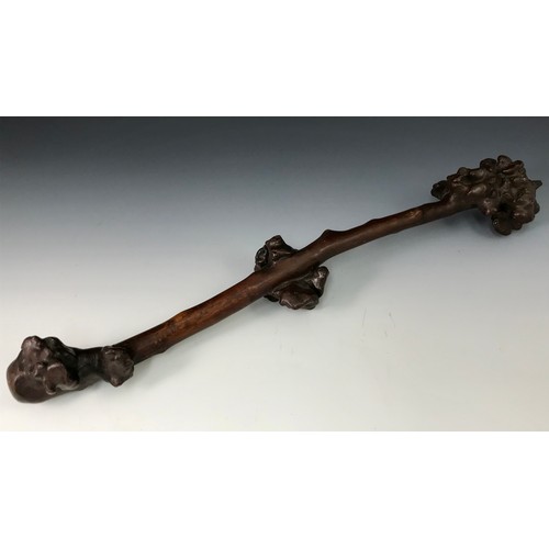 49 - AN IMPRESSIVE IRISH SHILLELAGH, PROBABLY BLACKTHORN AND BELIEVED TO DATE FROM THE LATE 18th/ EARLY 1... 