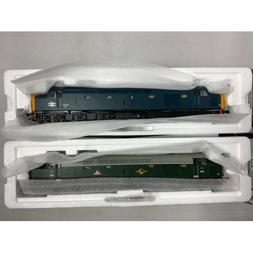 513 - BACHMANN CLASS 40 DIESEL LOCOMOTIVES 32-478 D210 EMPRESS OF BRITAIN, BR GREEN, DCC READY AND 32-476 ... 