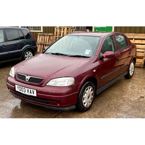 2 - VAUXHALL ASTRA 1.6 AUTOMATIC CAR YD03VAV. MOT TO 25-3-2022. APPROX MILES 58000 the battery is totall... 